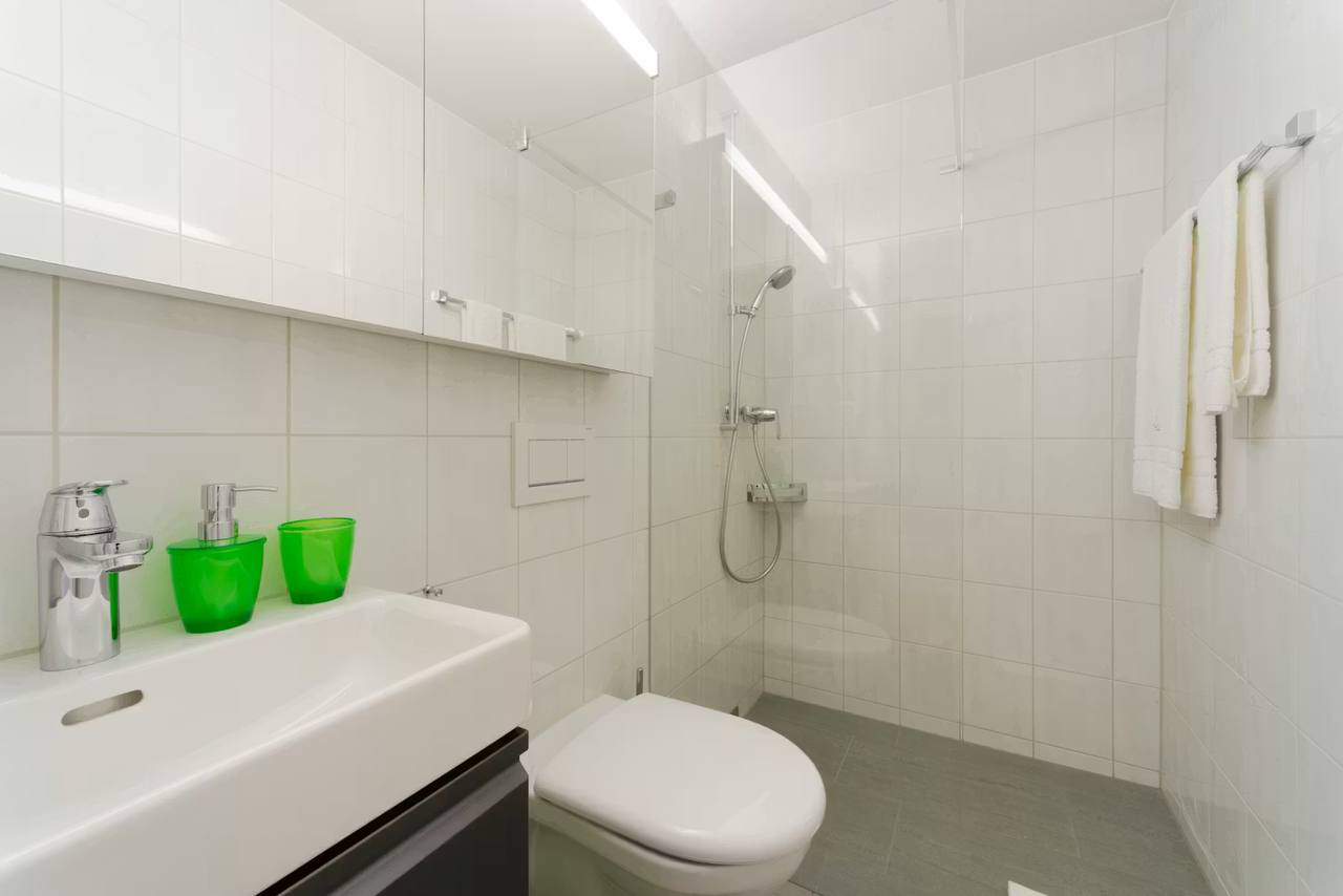 Studio meublé 34m² – Rue Joyeuse, Bourges - Image 3